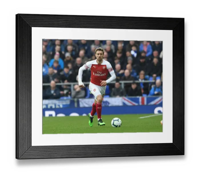 Framed Print : Nacho Monreal in Action: Everton vs Arsenal, Premier League 2018-19 Framed Print : Nacho Monreal in Action: Everton vs Arsenal, Premier League 2018-19