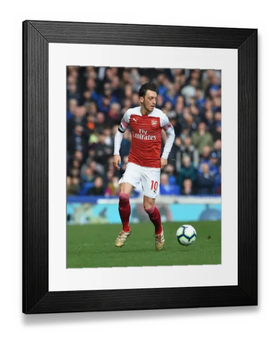 Framed Print : Mesut Ozil vs. Gylfi Sigurdsson: A Tactical Showdown at Goodison Park, Premier League 2018-19 Framed Print : Mesut Ozil vs. Gylfi Sigurdsson: A Tactical Showdown at Goodison Park, Premier League 2018-19