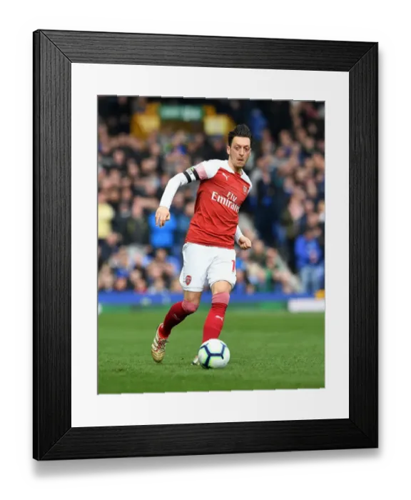 Framed Print : Mesut Ozil vs. Gylfi Sigurdsson: Intense Battle at Goodison Park - Premier League 2018-19 Framed Print : Mesut Ozil vs. Gylfi Sigurdsson: Intense Battle at Goodison Park - Premier League 2018-19
