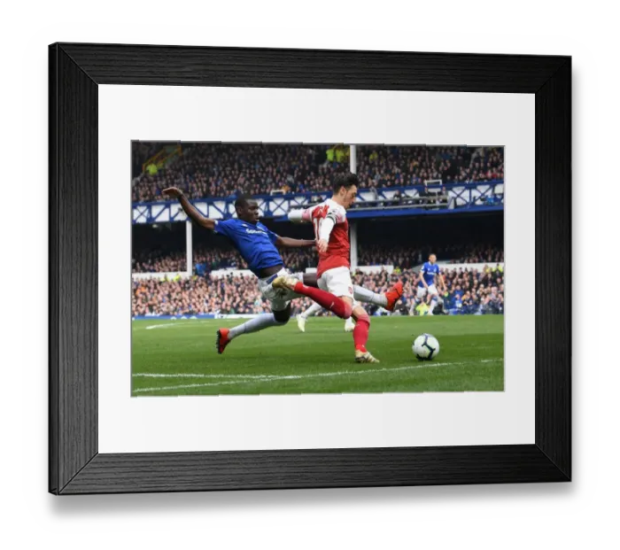 Framed Print : Mesut Ozil (Arsenal) Kurt Zouma (Everton)