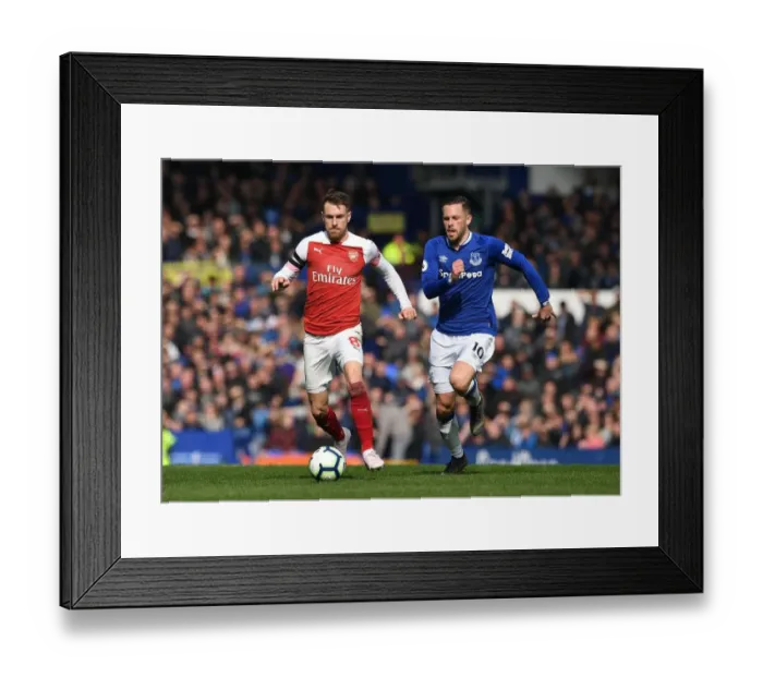 Framed Print : Clash of Midfield Maestros: Ramsey vs Sigurdsson, Arsenal vs Everton, Premier League 2018-19 Framed Print : Clash of Midfield Maestros: Ramsey vs Sigurdsson, Arsenal vs Everton, Premier League 2018-19