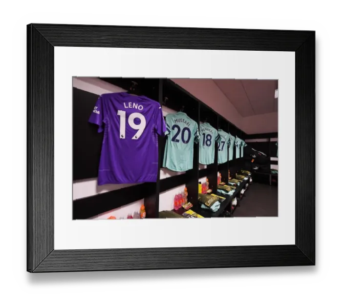 Framed Print : Arsenal's United Front: Pre-Match Huddle Against Watford, Premier League 2018-19 Framed Print : Arsenal's United Front: Pre-Match Huddle Against Watford, Premier League 2018-19