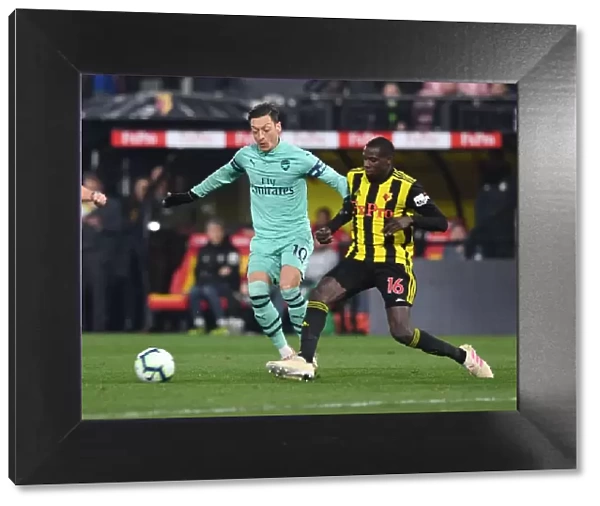 Mesut Ozil Breaks Past Doucoure: Watford vs. Arsenal, Premier League 2018-19