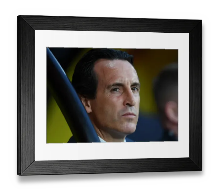 Framed Print : Unai Emery's Pre-Match Inspection: Arsenal at Vicarage Road Against Watford (2018-19)