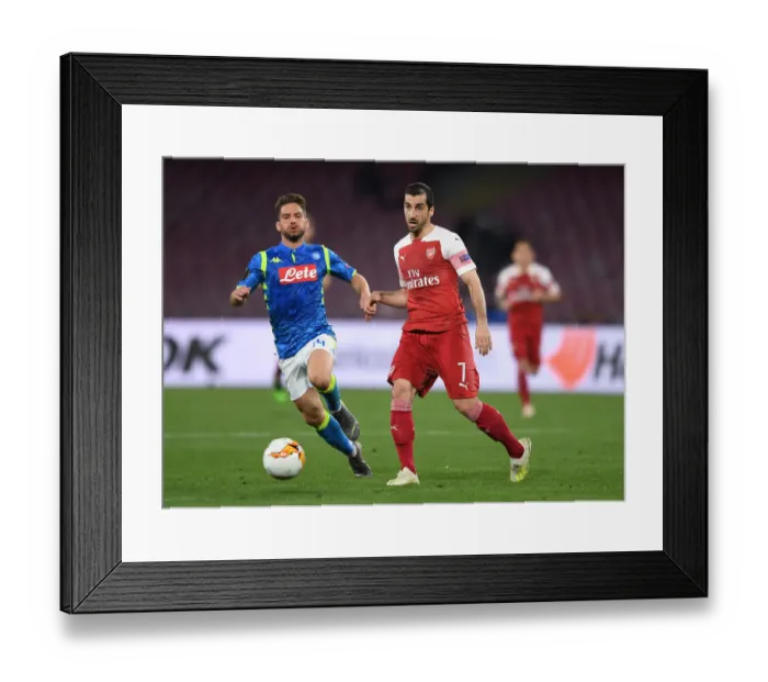 Framed Print : Henrikh Mkhitaryan in Action: Arsenal vs. Napoli - UEFA Europa League Quarterfinals, Naples, 2019 Framed Print : Henrikh Mkhitaryan in Action: Arsenal vs. Napoli - UEFA Europa League Quarterfinals, Naples, 2019