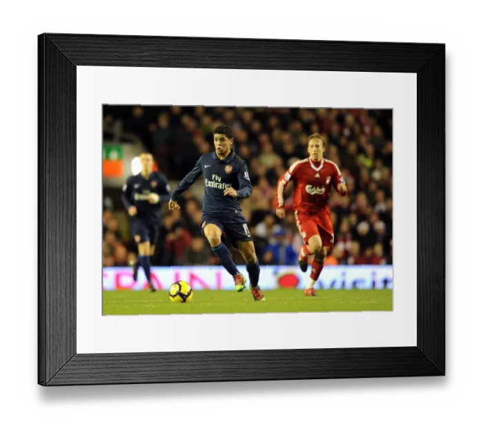 Framed Print : Denilson (Arsenal) Lucas (Liverpool). Liverpool 1: 2 Arsenal, Barclays Premier League Framed Print : Denilson (Arsenal) Lucas (Liverpool). Liverpool 1: 2 Arsenal, Barclays Premier League