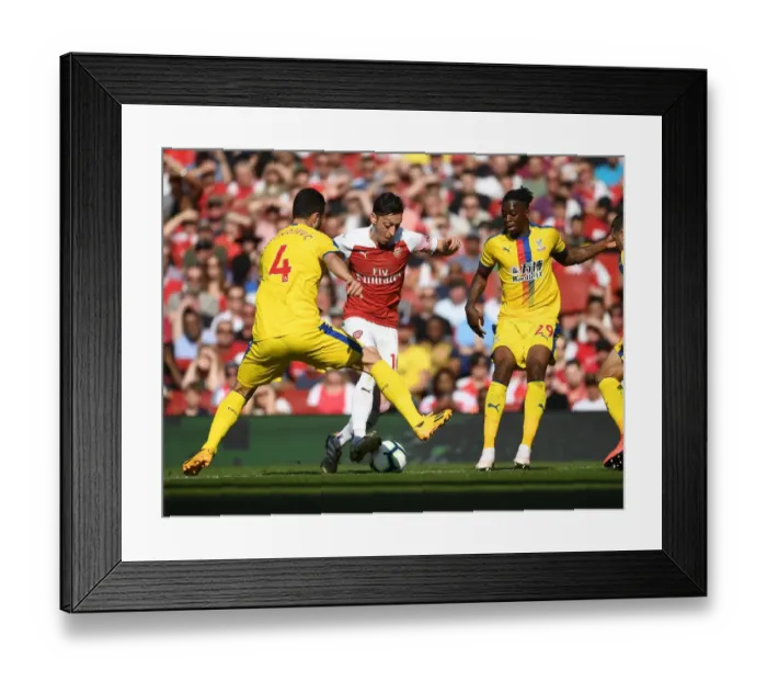 Framed Print : Arsenal vs Crystal Palace: Ozil Faces Off Against Milivojevic and Wan-Bissaka Framed Print : Arsenal vs Crystal Palace: Ozil Faces Off Against Milivojevic and Wan-Bissaka