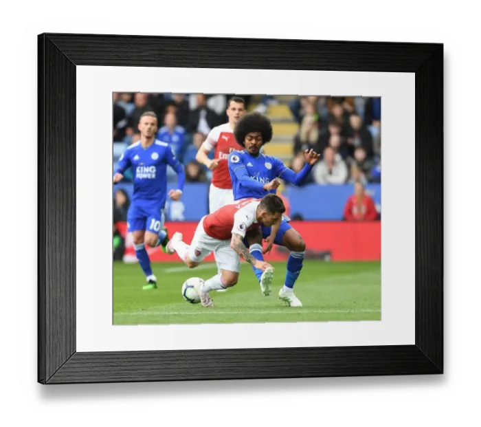 Framed Print : Torreira's Powerful Performance: Arsenal Outmuscles Leicester's Choudhury (2018-19) Framed Print : Torreira's Powerful Performance: Arsenal Outmuscles Leicester's Choudhury (2018-19)