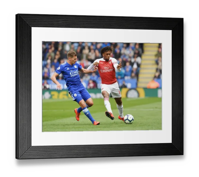 Framed Print : Arsenal's Alex Iwobi Fends Off Leicester's Marc Albrighton in Intense Premier League Clash