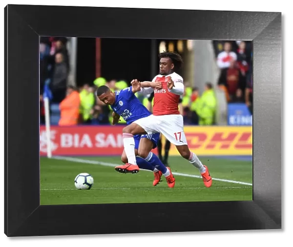 Arsenal's Alex Iwobi Outsmarts Tielemans: A Premier League Battle of Wits (Leicester vs Arsenal, 2018-19)