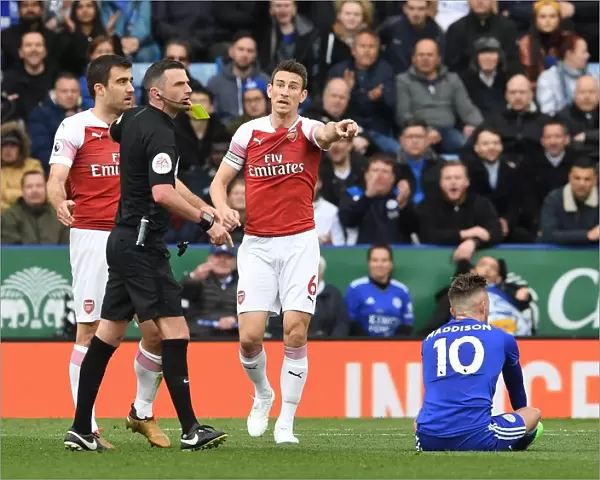 Arsenal's Sokratis and Koscielny Protest Referee Decision in Leicester City vs Arsenal Premier League Clash (2018-19)
