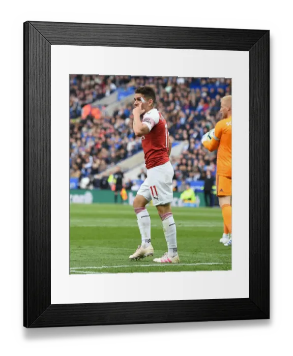 Framed Print : Torreira's Dispute with the Linesman: Leicester City vs. Arsenal FC, Premier League 2018-19