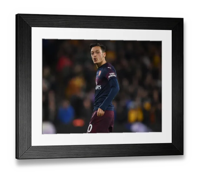 Framed Print : Mesut Ozil in Action: Wolverhampton Wanderers vs. Arsenal FC, Premier League 2018-19 Framed Print : Mesut Ozil in Action: Wolverhampton Wanderers vs. Arsenal FC, Premier League 2018-19
