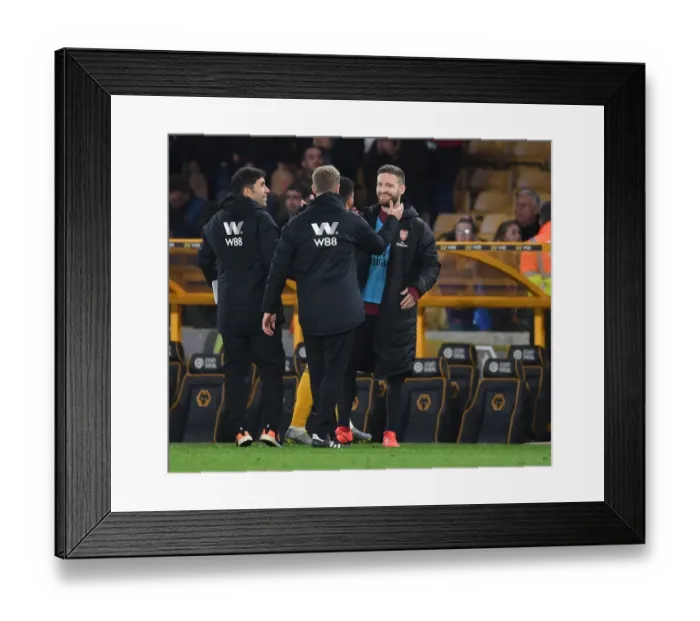 Framed Print : Mustafi's Reaction: Wolverhampton Wanderers vs Arsenal FC, Premier League 2018-19