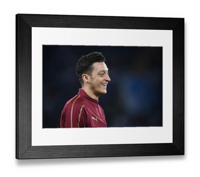 Framed Print : Mesut Ozil - Arsenal's Focus Before Napoli Showdown in Europa League Quarterfinals (2018-19) Framed Print : Mesut Ozil - Arsenal's Focus Before Napoli Showdown in Europa League Quarterfinals (2018-19)
