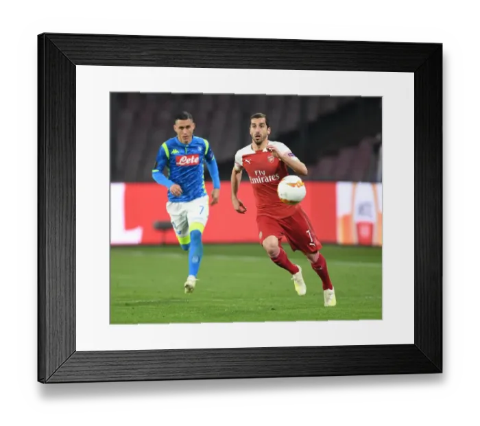 Framed Print : Arsenal's Henrikh Mkhitaryan in UEFA Europa League Quarterfinal Match vs Napoli, Italy (2018-19) Framed Print : Arsenal's Henrikh Mkhitaryan in UEFA Europa League Quarterfinal Match vs Napoli, Italy (2018-19)