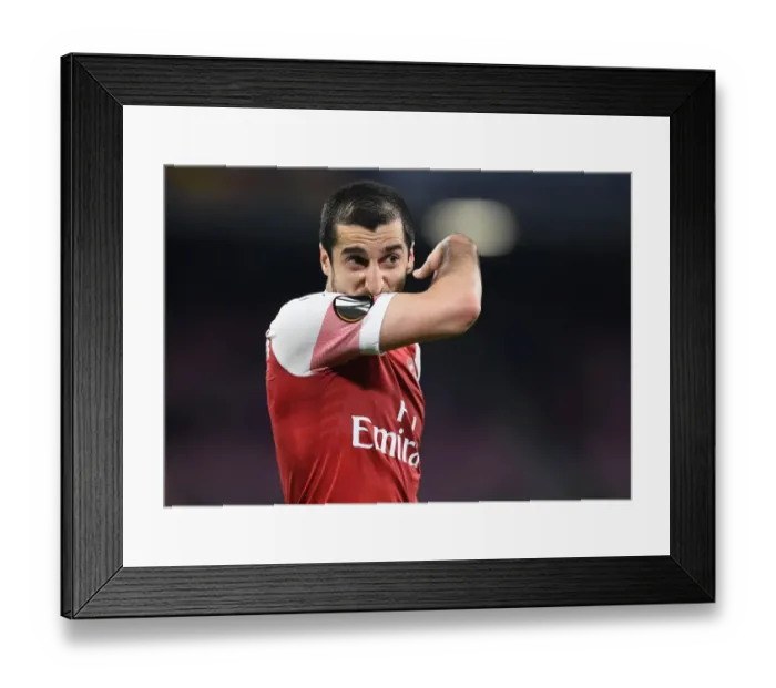 Framed Print : Mkhitaryan in Action: Arsenal's Europa League Battle at Napoli, 2019