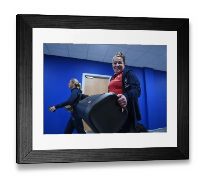 Framed Print : Danielle van de Donk: Arsenal Star Ready for Battle Against Brighton & Hove Albion Framed Print : Danielle van de Donk: Arsenal Star Ready for Battle Against Brighton & Hove Albion