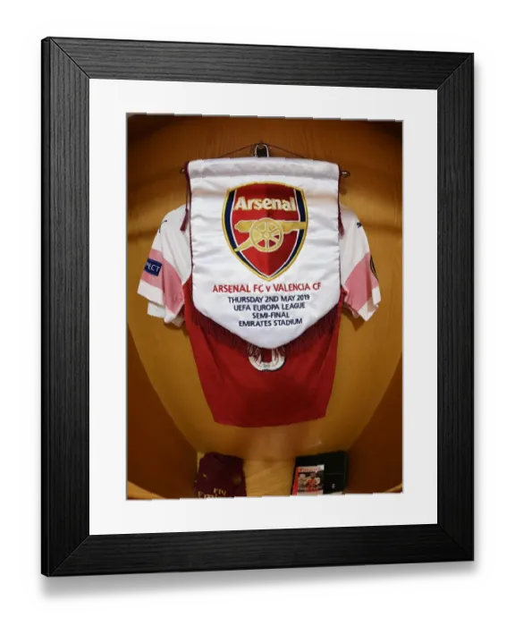 Framed Print : Arsenal Europa League Semi-Final Pennant: Arsenal vs Valencia (2018-19) Framed Print : Arsenal Europa League Semi-Final Pennant: Arsenal vs Valencia (2018-19)