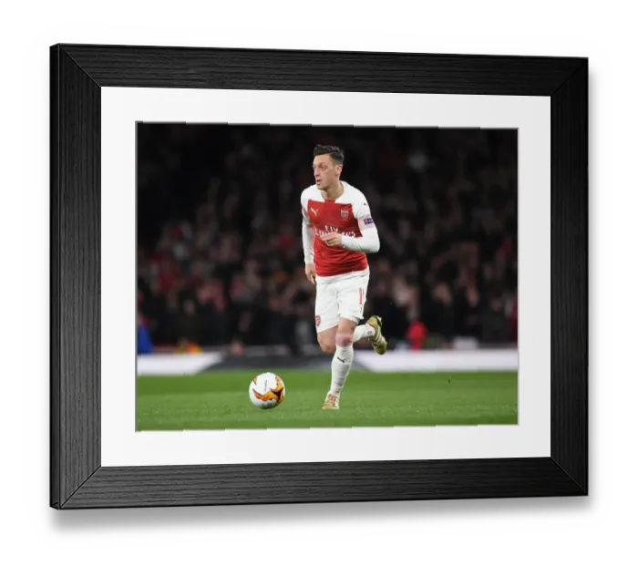 Framed Print : Arsenal vs Valencia: UEFA Europa League Semi-Final Showdown at Emirates Stadium, London, 2019 Framed Print : Arsenal vs Valencia: UEFA Europa League Semi-Final Showdown at Emirates Stadium, London, 2019