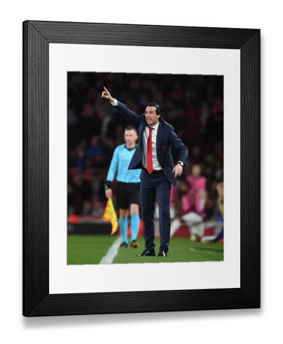 Framed Print : Unai Emery and Arsenal Prepare for Europa League Semi-Final Clash against Valencia