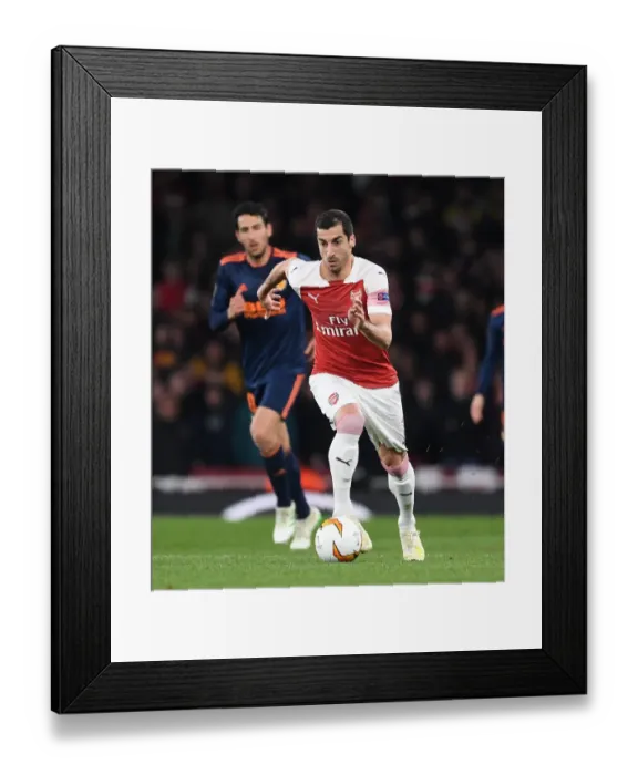 Framed Print : Mkhitaryan's Brilliant Performance: Arsenal vs Valencia in Europa League Semi-Final Framed Print : Mkhitaryan's Brilliant Performance: Arsenal vs Valencia in Europa League Semi-Final