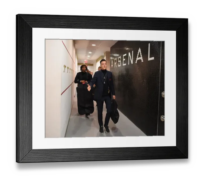 Framed Print : Arsenal Football Club: Mesut Ozil in the Changing Room before Arsenal vs Valencia - UEFA Europa League Semi Final, First Leg (2018-19) Framed Print : Arsenal Football Club: Mesut Ozil in the Changing Room before Arsenal vs Valencia - UEFA Europa League Semi Final, First Leg (2018-19)