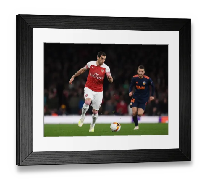 Framed Print : Arsenal's Henrikh Mkhitaryan in Action during the 2019 UEFA Europa League Semi-Final First Leg against Valencia