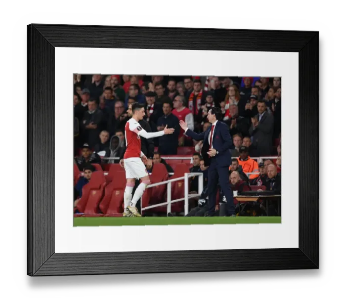 Framed Print : Mesut Ozil Bids Farewell to Unai Emery: Emotional Moment as Arsenal Star is Substituted in UEFA Europa League Semi-Final vs Valencia Framed Print : Mesut Ozil Bids Farewell to Unai Emery: Emotional Moment as Arsenal Star is Substituted in UEFA Europa League Semi-Final vs Valencia