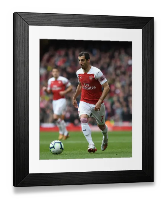 Framed Print : Arsenal's Mkhitaryan in Action: Arsenal vs Brighton & Hove Albion, Premier League 2018-19