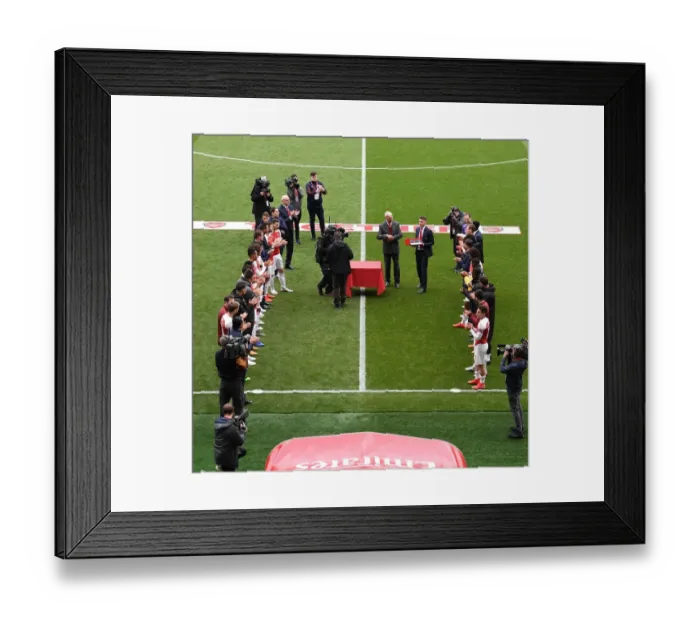 Framed Print : Arsenal Bids Farewell to Aaron Ramsey with Guard of Honor vs. Brighton & Hove Albion Framed Print : Arsenal Bids Farewell to Aaron Ramsey with Guard of Honor vs. Brighton & Hove Albion