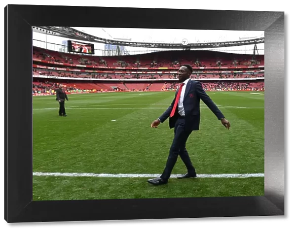 Determined Danny Welbeck: Arsenal's Victory Celebration vs Brighton & Hove Albion (2018-19)