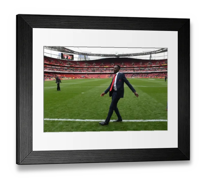 Framed Print : Determined Danny Welbeck: Arsenal's Victory Celebration vs Brighton & Hove Albion (2018-19) Framed Print : Determined Danny Welbeck: Arsenal's Victory Celebration vs Brighton & Hove Albion (2018-19)