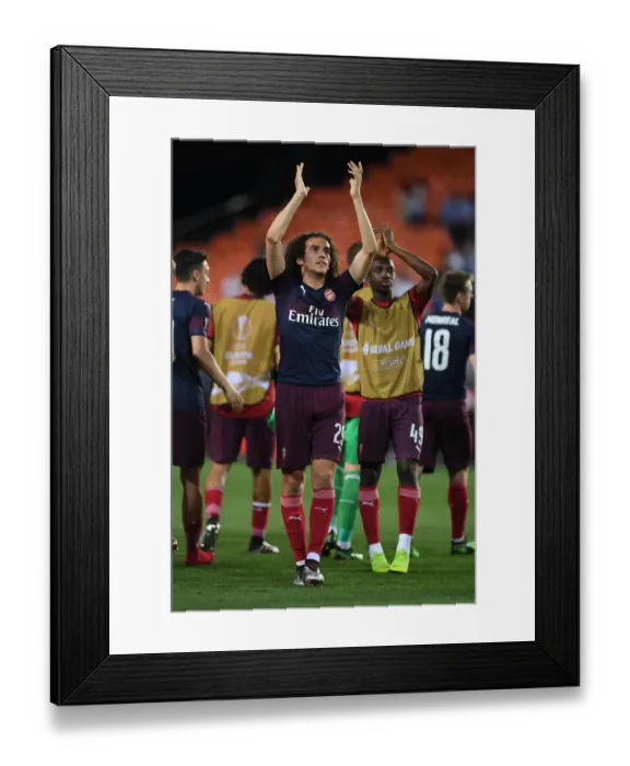 Framed Print : Arsenal's Matteo Guendouzi Celebrates with Fans after UEFA Europa League Semi-Final Second Leg vs Valencia
