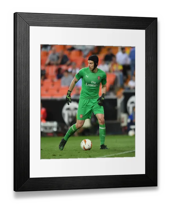 Framed Print : Arsenal's Petr Cech in Action at Valencia's Estadio Mestalla - UEFA Europa League Semi-Final