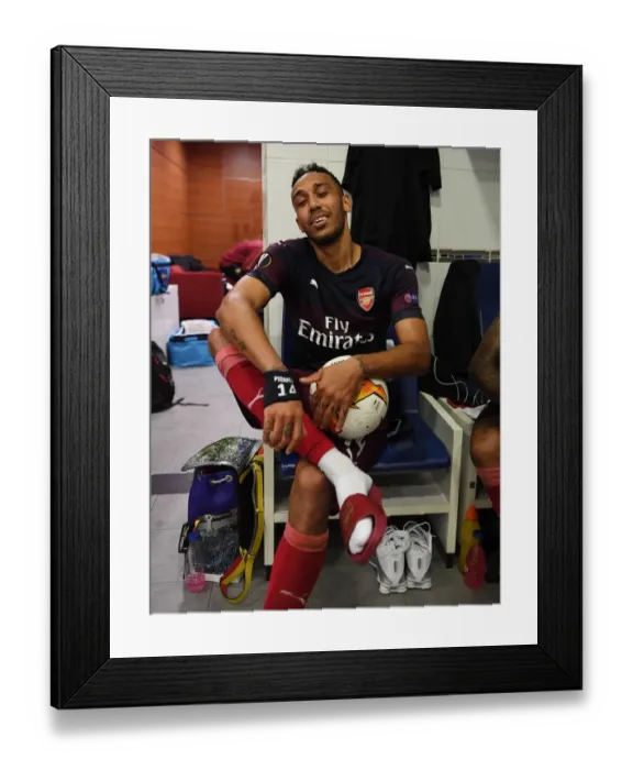 Framed Print : Arsenal's Pierre-Emerick Aubameyang Scores Hat-Trick in Europa League Semi-Final Second Leg against Valencia