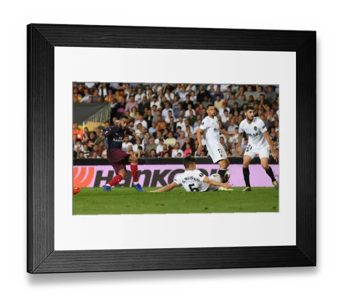 Framed Print : Alexis Lacazette Scores the Decisive Goal: Arsenal's Europa League Semi-Final Triumph over Valencia