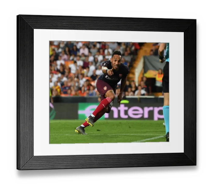 Framed Print : Arsenal's Aubameyang Scores Hat-Trick, Secures Europa League Final Spot vs Valencia Framed Print : Arsenal's Aubameyang Scores Hat-Trick, Secures Europa League Final Spot vs Valencia