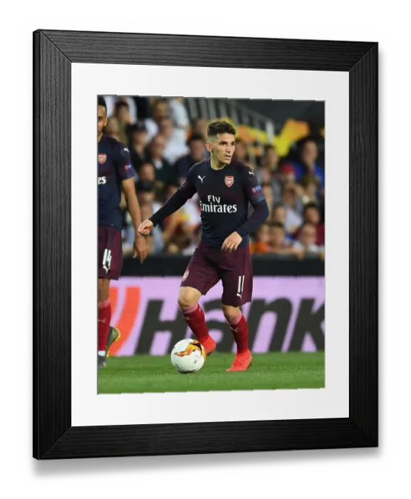 Framed Print : Arsenal's Lucas Torreira in Action during the UEFA Europa League Semi-Final Second Leg vs Valencia Framed Print : Arsenal's Lucas Torreira in Action during the UEFA Europa League Semi-Final Second Leg vs Valencia