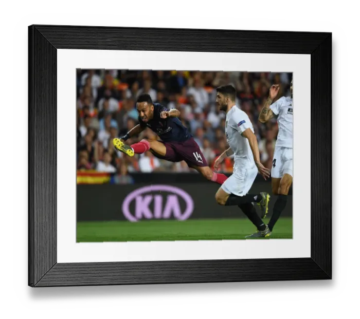Framed Print : Aubameyang's Dramatic Goal: Arsenal Reach Europa League Final vs Valencia