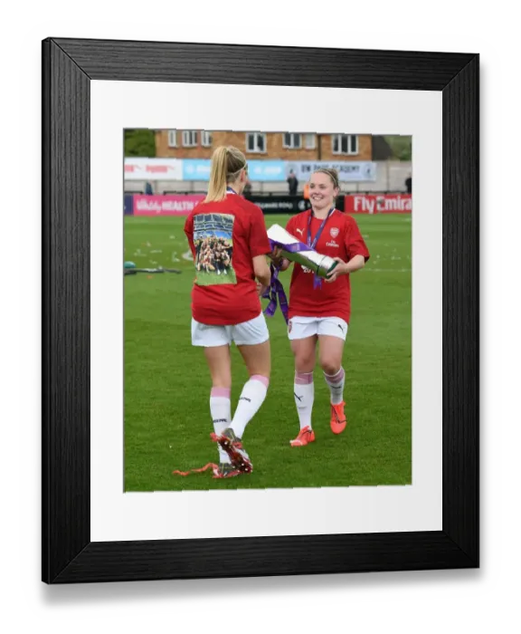 Framed Print : Arsenal Women's Team: Kim Little and Leah Williamson Lift the WSL Trophy