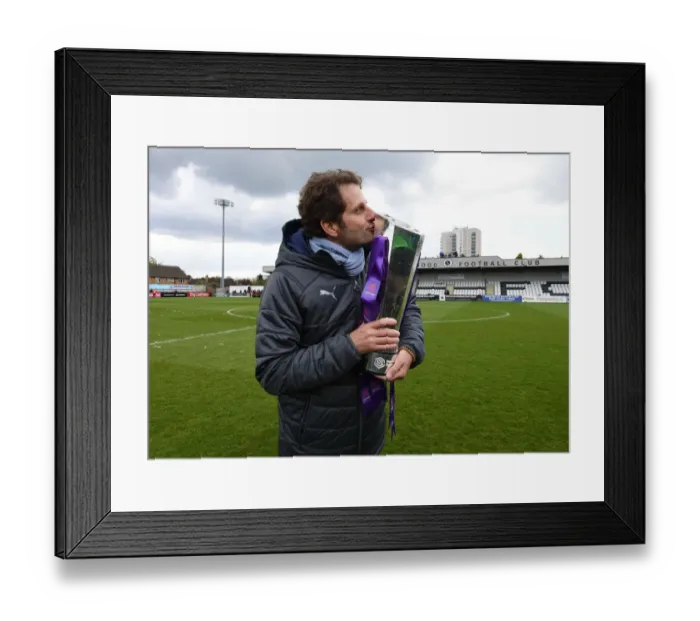 Framed Print : Joe Montemurro Lifts WSL Trophy: Arsenal Women's Historic Victory over Manchester City