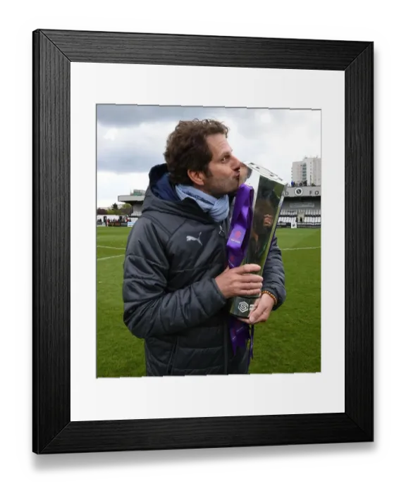 Framed Print : Joe Montemurro Celebrates Arsenal Women's WSL Title Victory over Manchester City Framed Print : Joe Montemurro Celebrates Arsenal Women's WSL Title Victory over Manchester City