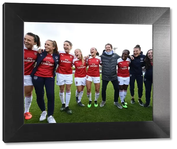 Arsenal Women Celebrate Victory Over Manchester City: Schnaderbeck, Walti, Bloodworth, Mead, McCabe, Montemurro, Carter, Veje