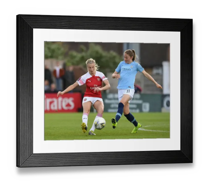 Framed Print : Williamson vs Beckie: A Titanic Clash in Arsenal vs Manchester City Women's Super League Framed Print : Williamson vs Beckie: A Titanic Clash in Arsenal vs Manchester City Women's Super League