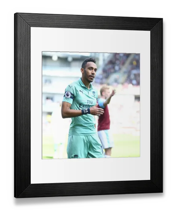 Framed Print : Aubameyang in Action: Burnley vs. Arsenal, Premier League 2018-19 Framed Print : Aubameyang in Action: Burnley vs. Arsenal, Premier League 2018-19