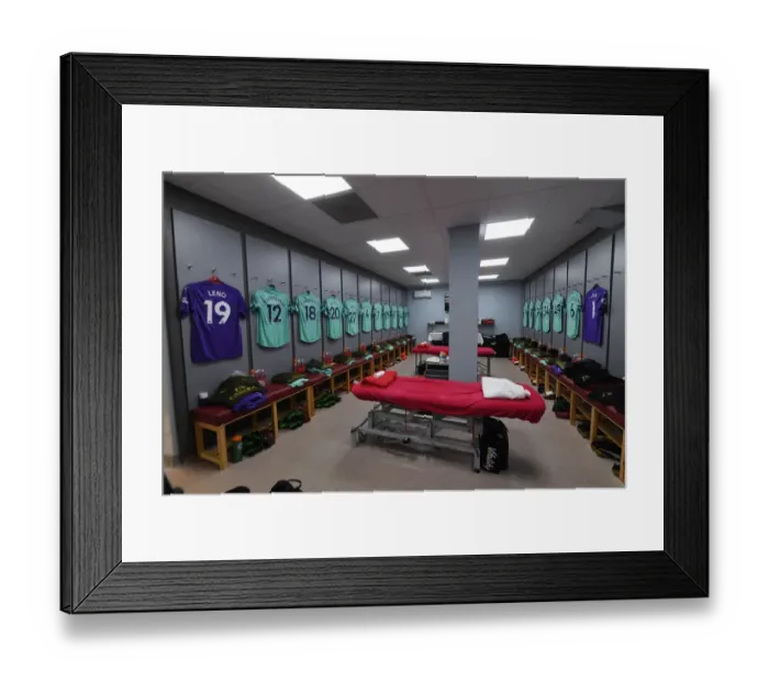 Framed Print : Arsenal's Unity: The Pre-Match Huddle Ahead of Burnley Clash, Premier League 2018-19