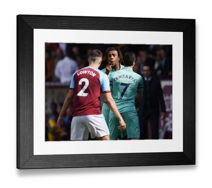 Framed Print : Clash of Titans: Burnley vs. Arsenal, Premier League 2018-19 - Iwobi vs. Lowton Framed Print : Clash of Titans: Burnley vs. Arsenal, Premier League 2018-19 - Iwobi vs. Lowton