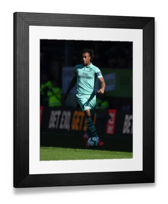 Framed Print : Alex Iwobi in Action: Arsenal vs Burnley (2018-19)