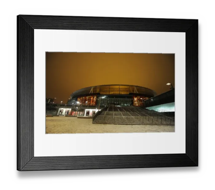 Framed Print : Winter at Emirates: Arsenal Football Club's Snow-Covered Stadium, London (2009)